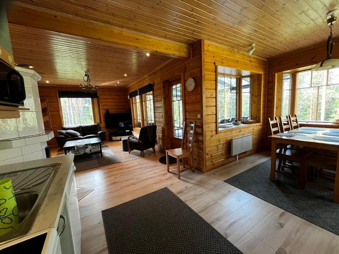 Keskikosken Lomamoekit Venajanjarvi Luaran gambar