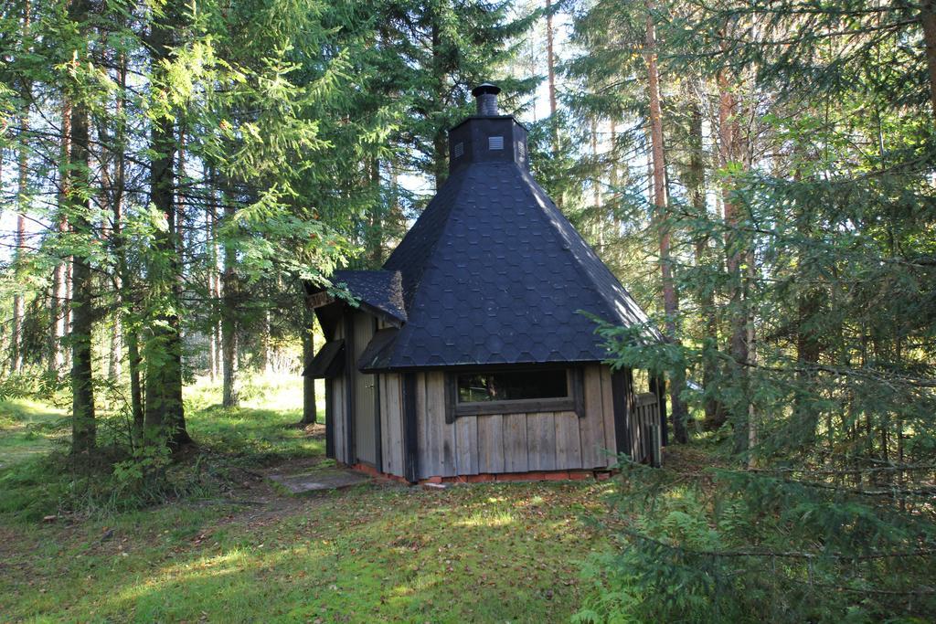 Keskikosken Lomamoekit Venajanjarvi Luaran gambar